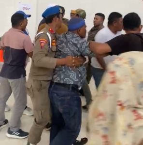 “Kontraktor Geruduk Kantor Keuangan di Sofifi, Tagih Pembayaran Janji sebelum Idul Fitri”