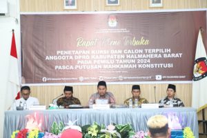 Rapat Pleno Terbuka Penetapan Kursi Anggota DPRD Kabupaten Halmahera Barat pada Pemilu 2024