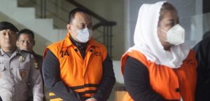 KPK Resmi Tahan Walkot Semarang Mbak Ita dan Suami