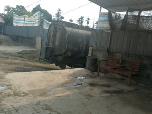 Lapor Pak Polisi, Ada Gudang Kencing CPO Ilegal di Jalan Lintas Medan-Banda Aceh di Desa Cempa