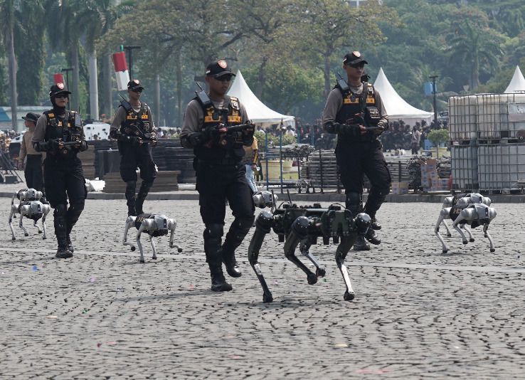 Polri Luncurkan Robot Canggih di Hari Bhayangkara ke-79: Era Baru Teknologi Keamanan di Indonesia